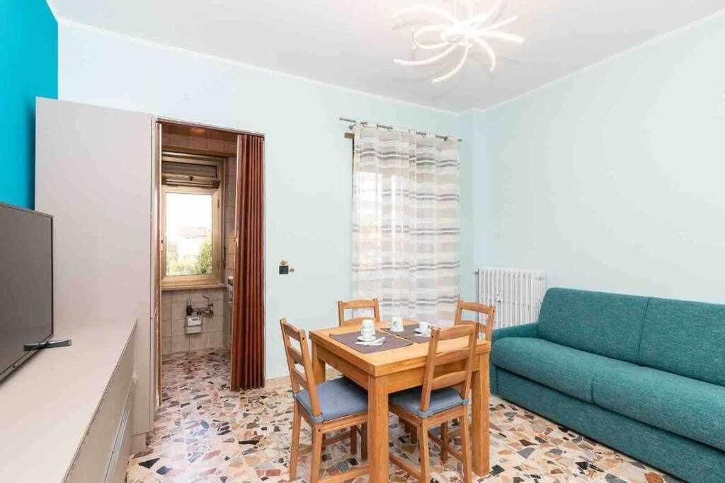 Appartamento A Pochi Passi Dalla Stazione Comodo A Coppie E Famiglie, Casa Ferrucci Collegno Extérieur photo