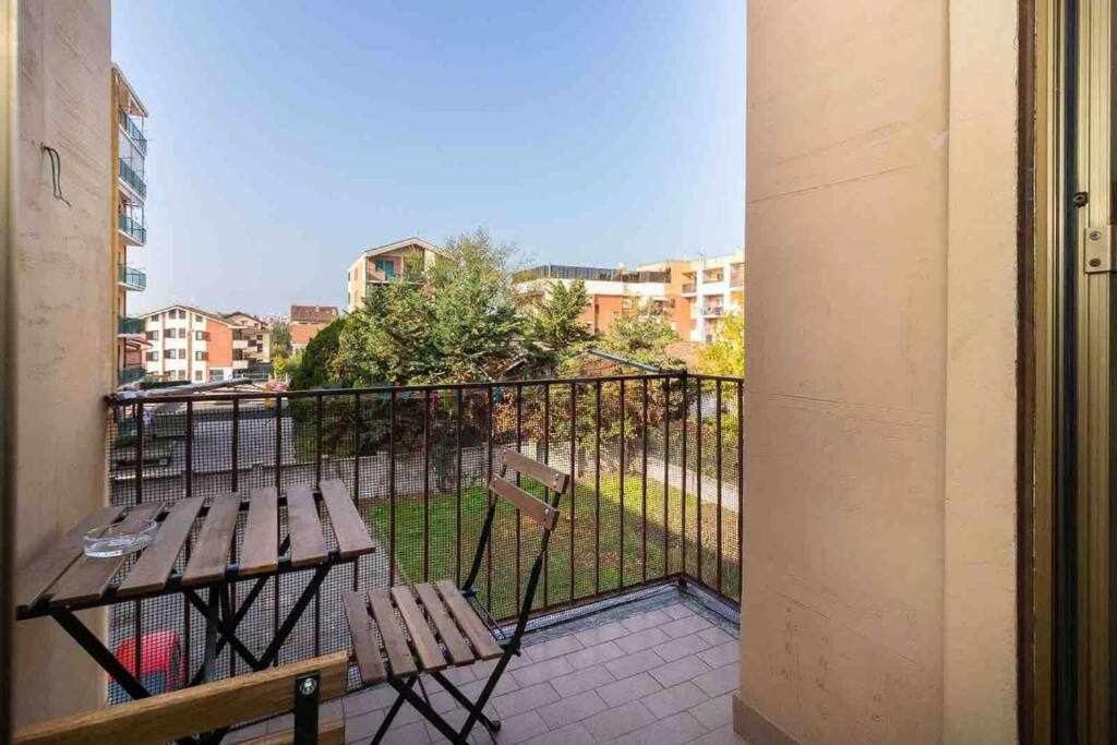 Appartamento A Pochi Passi Dalla Stazione Comodo A Coppie E Famiglie, Casa Ferrucci Collegno Extérieur photo