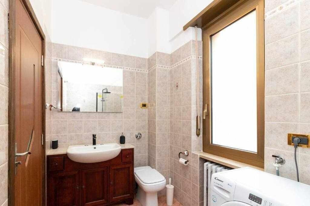 Appartamento A Pochi Passi Dalla Stazione Comodo A Coppie E Famiglie, Casa Ferrucci Collegno Extérieur photo