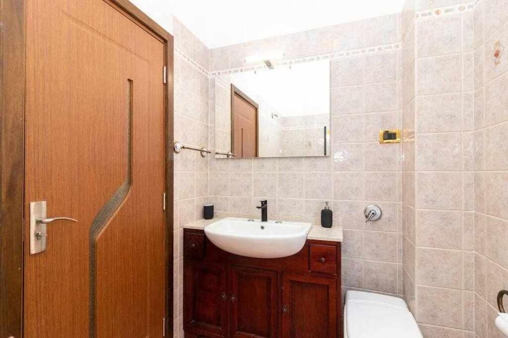 Appartamento A Pochi Passi Dalla Stazione Comodo A Coppie E Famiglie, Casa Ferrucci Collegno Extérieur photo